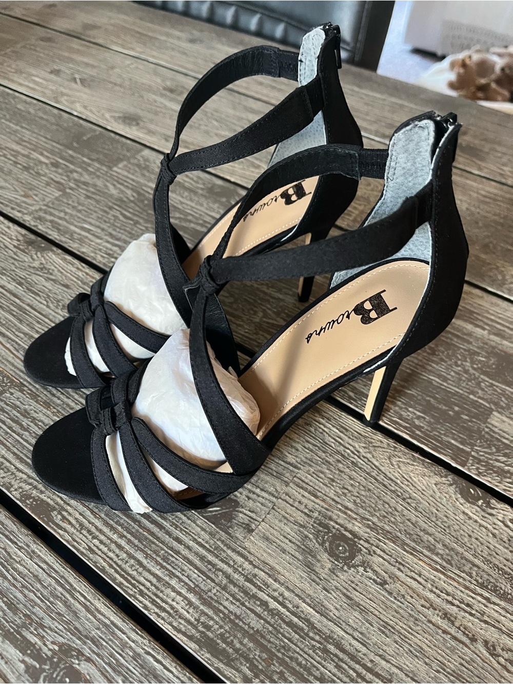 Browns Casadee black strappy stiletto 8.5 heels new in box siren long-leg style